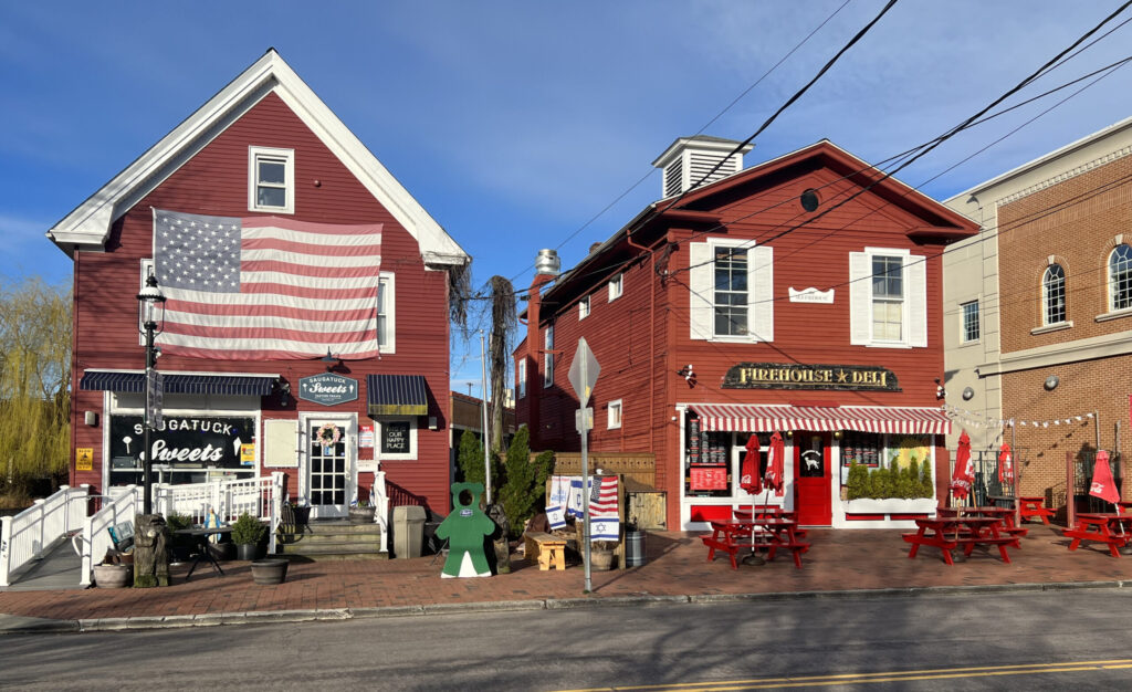 Local shops in downtown Fairfield Connecticut 